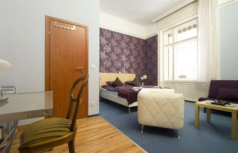 Budapest Guestrooms